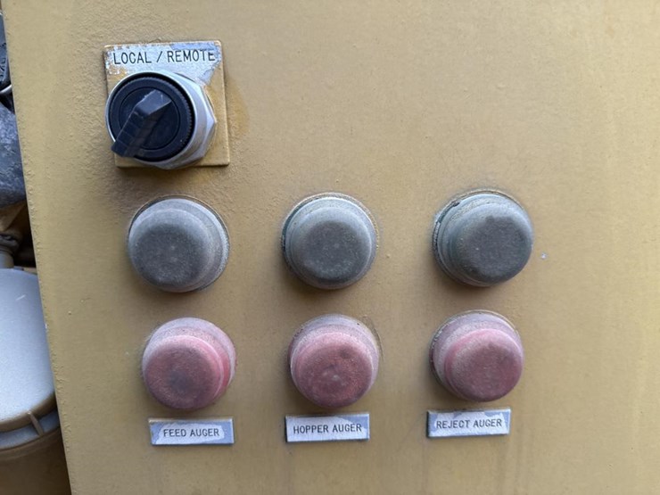 #1876-•-towable-reject-dumpster-image-24