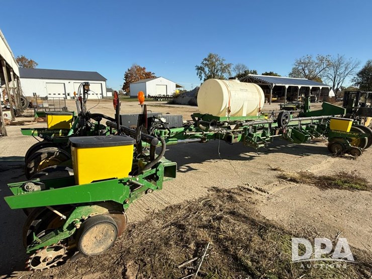 john-deere-1770-image-3