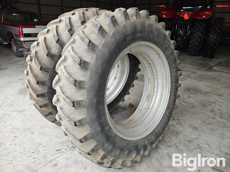 firestone-18.4r42-tires-on-case-ih-rims-image-2