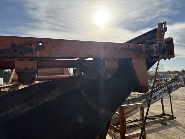 cedarapids-5x16-image-25