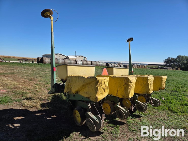 john-deere-7000-image-7