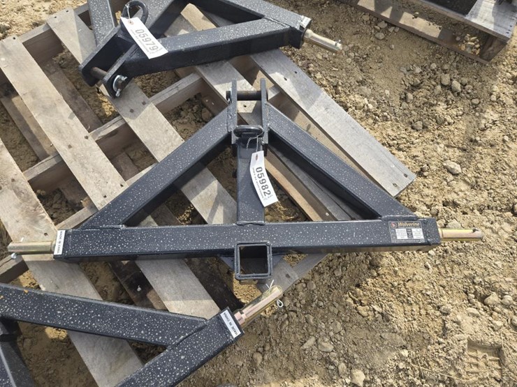 #5982-•-new-wolverine-quick-hitch-w/-2"-trailer-receiver-image-1