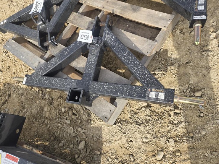 #5979-•-new-wolverine-quick-hitch-w/-2"-trailer-receiver-image-1