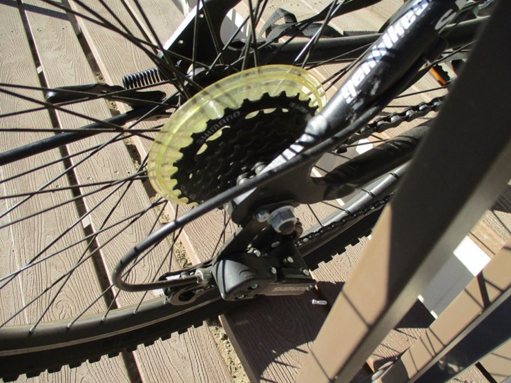 genesis-29"-gs29-mountain-bike,-image-3