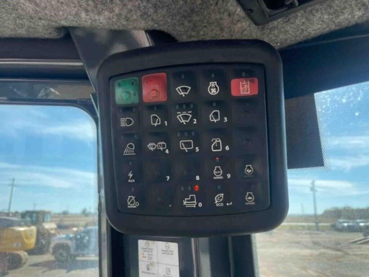 2019-deere-750k-lgp-image-32