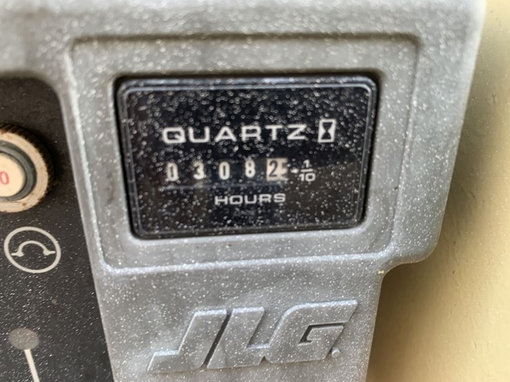 2018-jlg-3246es-image-5