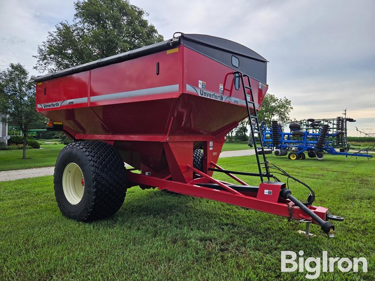 2015-unverferth-8250-image-3