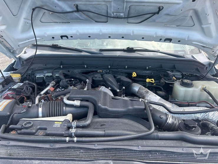 2013-ford-f550-image-13