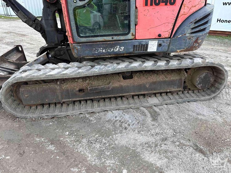 2011-kubota-kx080-3-image-9