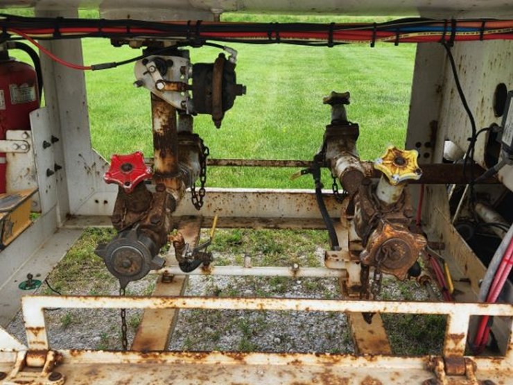 1979-lubbock-tanker-trailer-(lld1470)-image-14