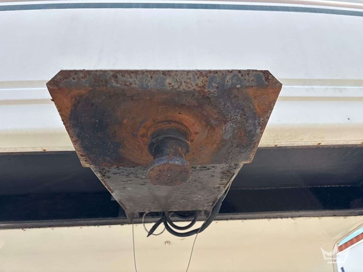 2004-fleetwood-wilderness-advantage-365-bsqs-38ft-t/a-5th-wheel-travel-trailer-image-10