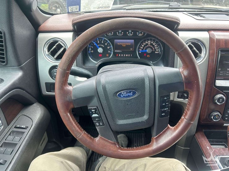 2013-ford-f150-image-13