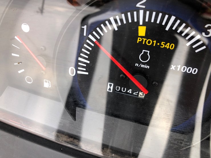 kubota-l2501-image-7