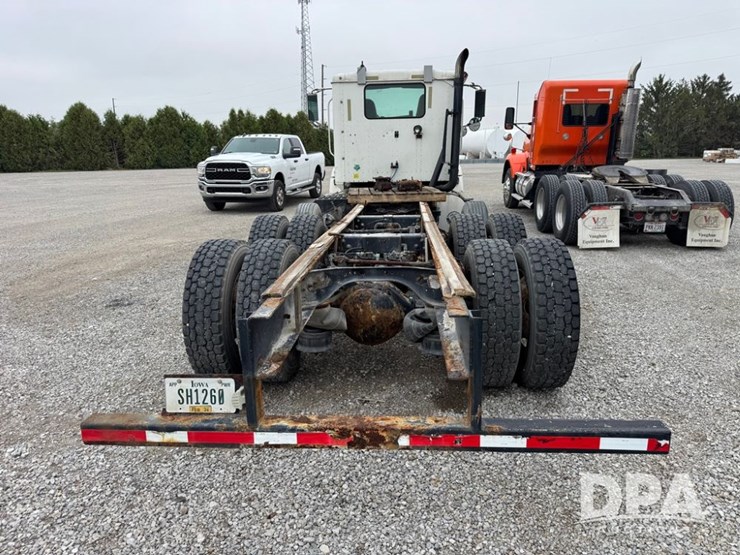 2006-ihc-9200i-truck-(pz14171,-unit-99451)-image-5