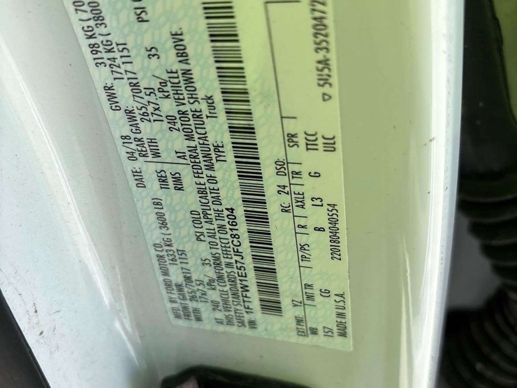 2018-ford-f150-image-28