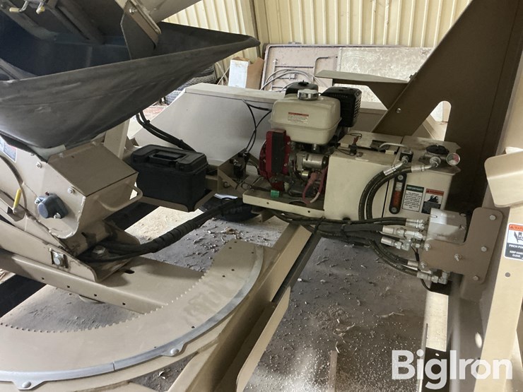 unverferth-seed-pro-410-4-box-seed-tender-image-19