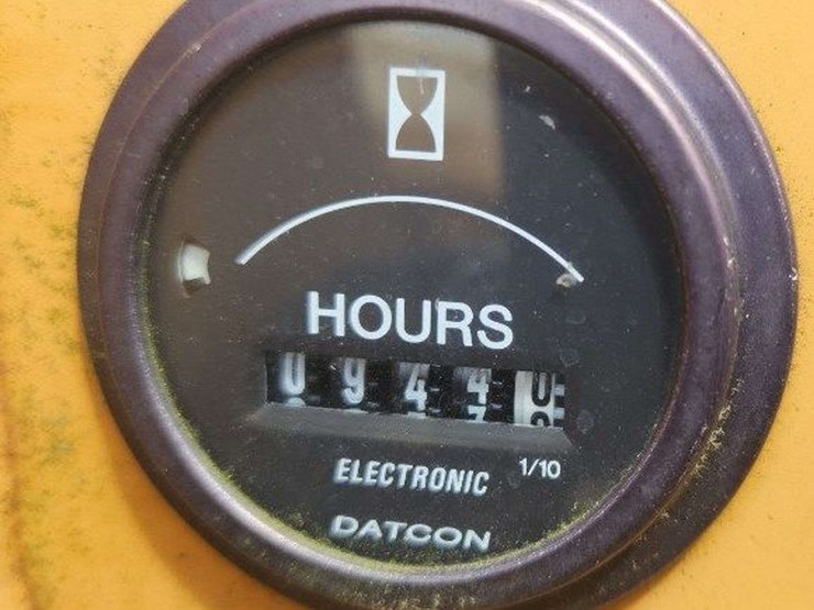 case-maxi-sneaker-image-4