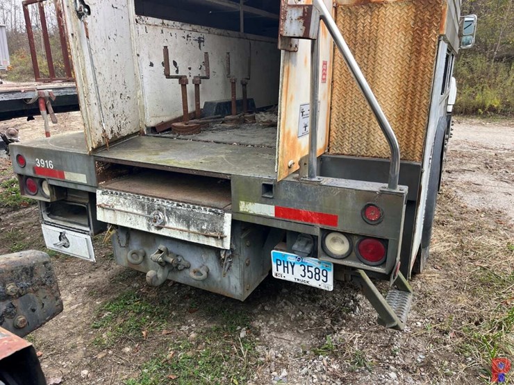 1997-caterpillar-3116-image-6