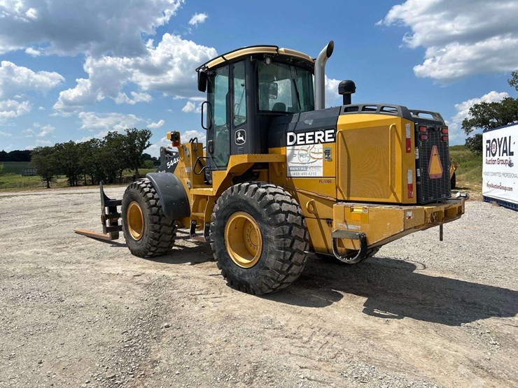 2015-deere-544k-image-2