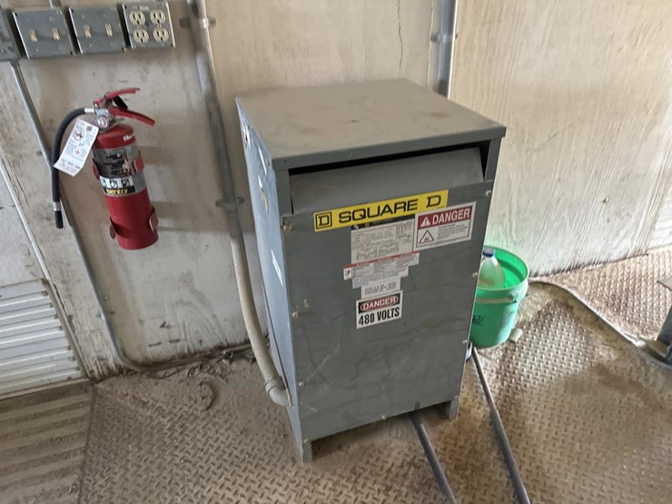 caterpillar-365-kw-image-28