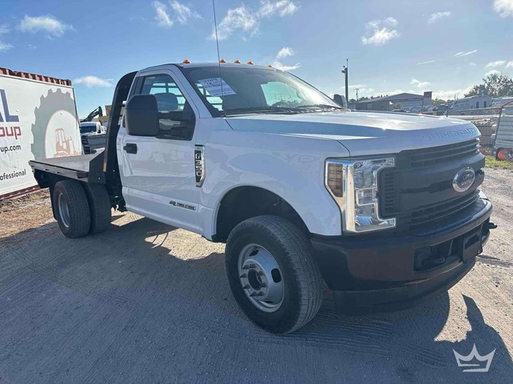 2019-ford-f350-image-2