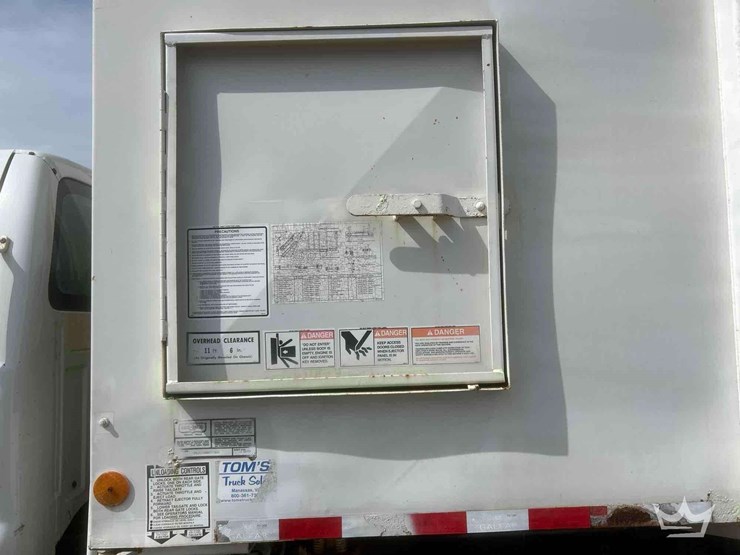 2013-ford-f750-image-21