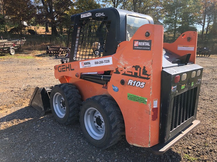 2019-gehl-r105-image-5