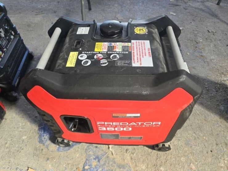 predator-3500-super-quiet-generator-image-1