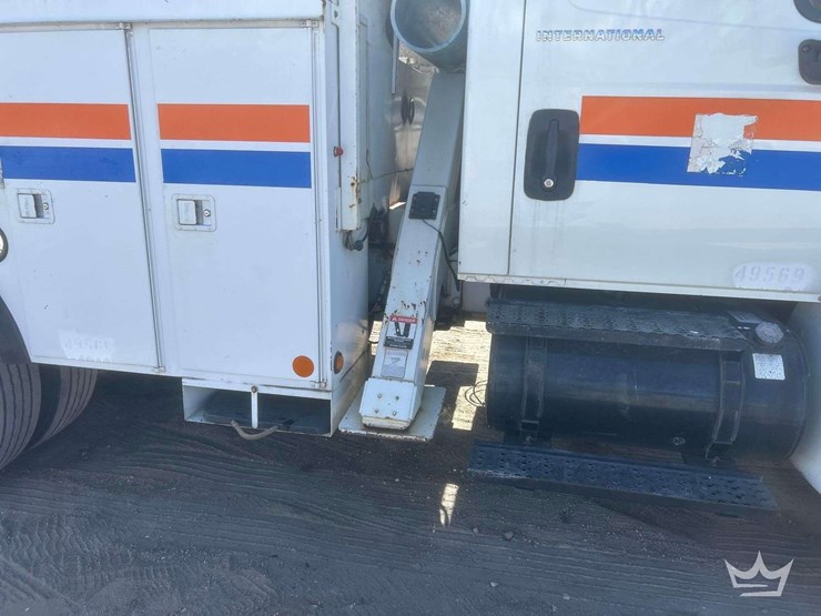 2006-international-durastar-4300-image-46