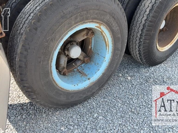 2004-cheetah-20'-chassis-image-6