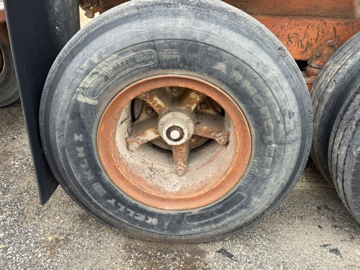 cedarapids-5x16-image-92