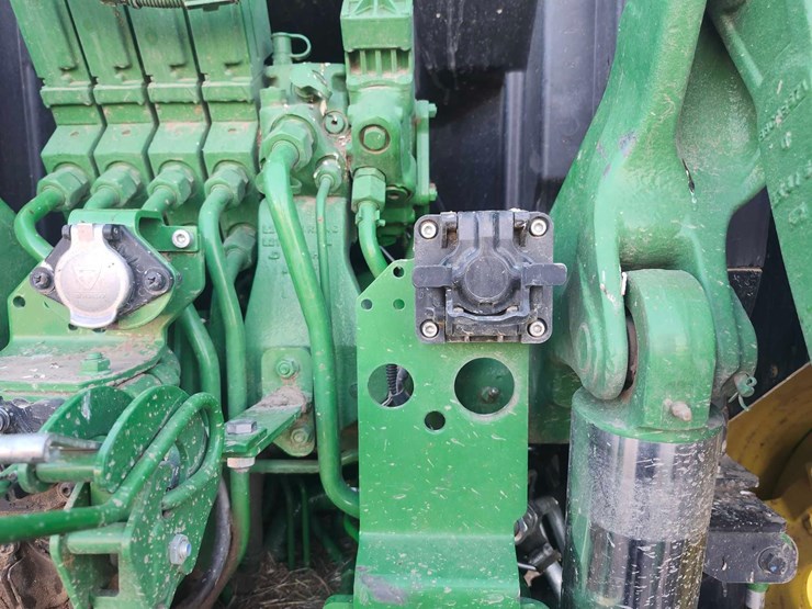 john-deere-6r-175-image-30
