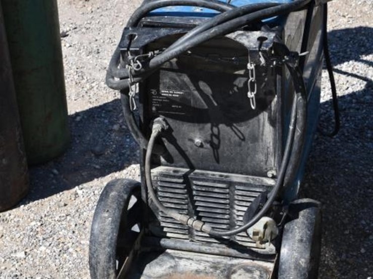 millermatic-185-welder-image-3