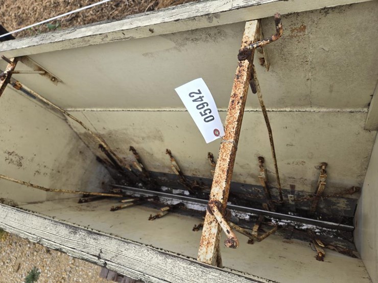 #5942-•-econo-k-hog-feeder-image-3