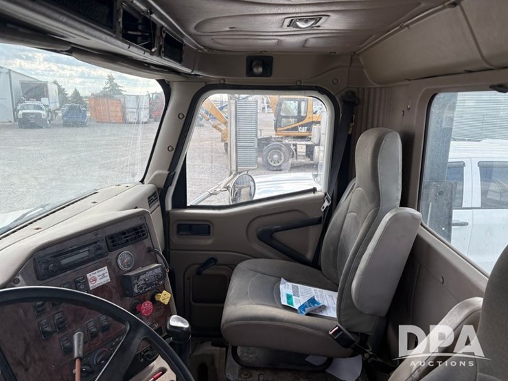 2006-ihc-9200i-truck-(pz14171,-unit-99451)-image-19