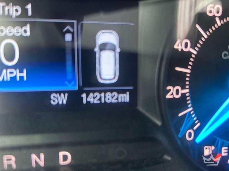 2016-ford-explorer-image-11