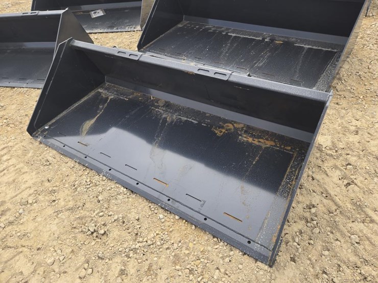 #6004-•-new-wolverine-track-duty-84"-bucket-lpb-11-84w-image-2