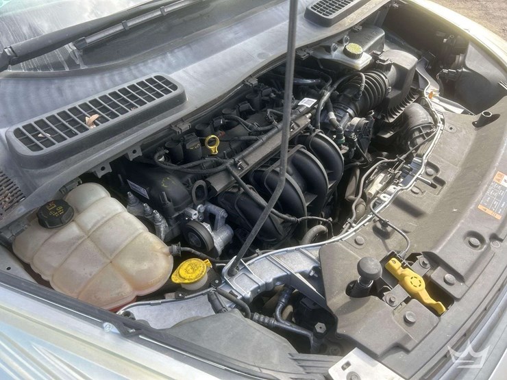 2016-ford-escape-image-7