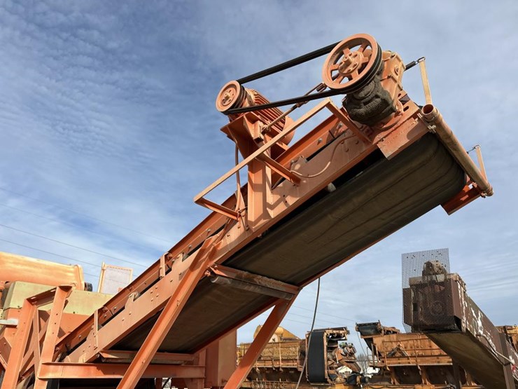 cedarapids-5x16-image-9