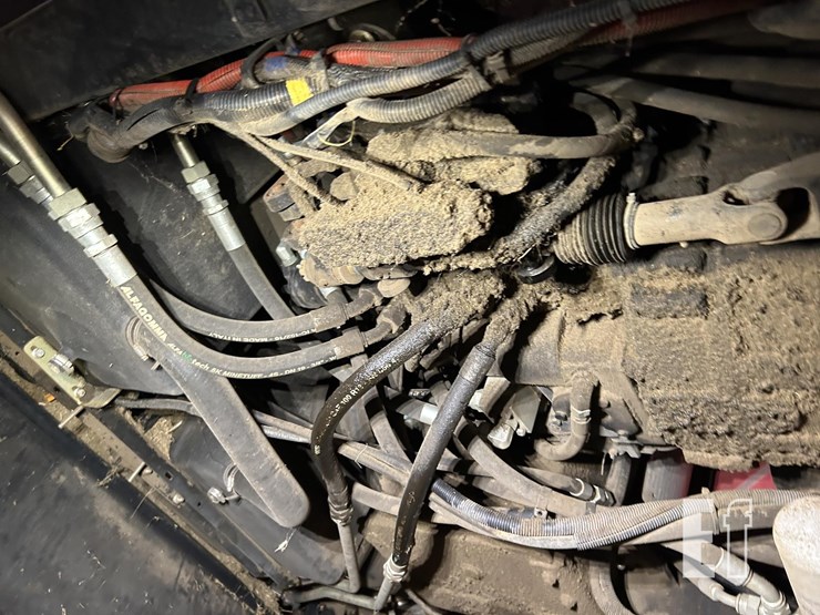 2018-case-ih-wd2504-image-35