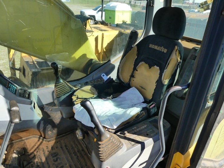 komatsu-pc200-lc-image-11