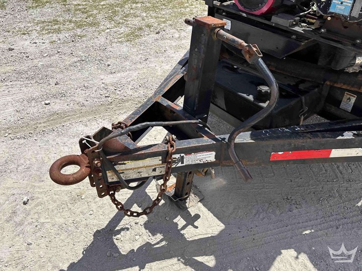 2013-vermeer-v800g-t/a-towable-vacuum-trailer-image-11