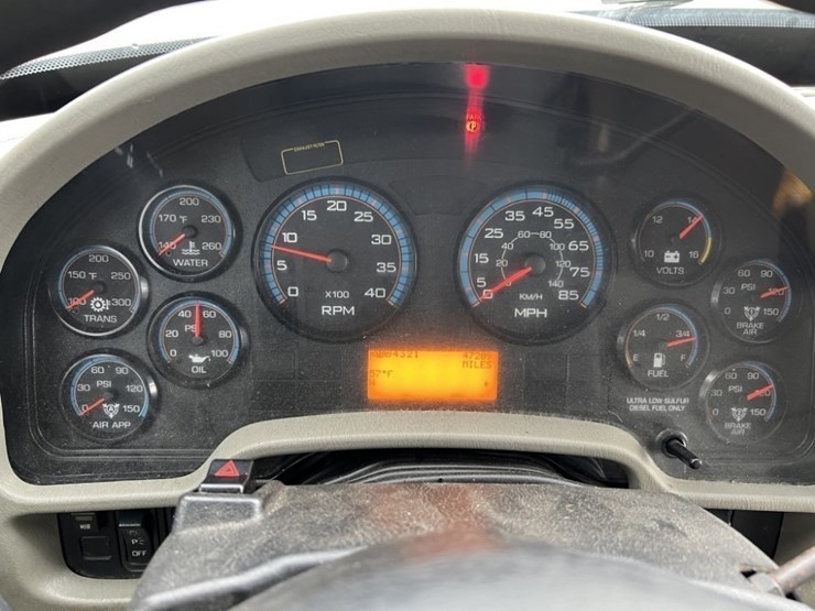 2013-international-7500-s/a-dump-truck-image-23