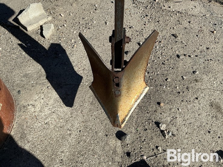 orthman-furrow-irrigation-end-digger-for-22”-rows-image-9