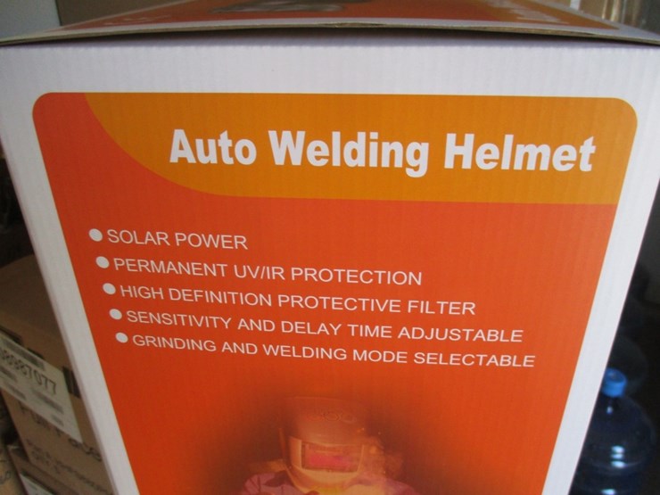 lot-of-new-unused-auto-darkening-welding-helmet-image-2