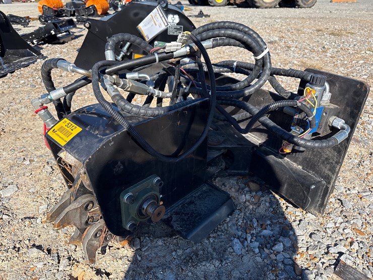 #5312-•-iranch-irlsg-mini-skid-steer-stump-grinder-image-7