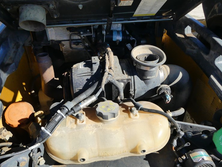 2021-deere-325g-image-9