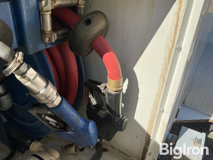 thunder-creek-t/a-fuel-trailer-image-13