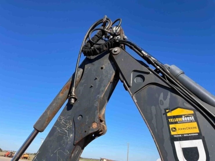 2015-deere-310sl-image-23