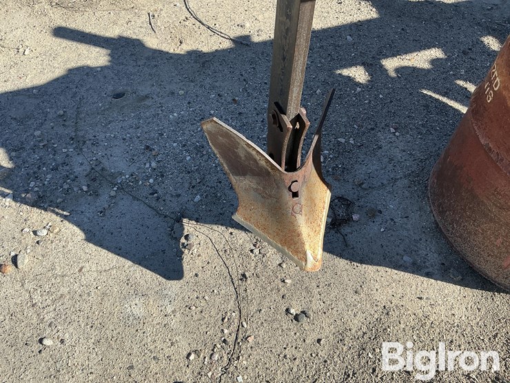 orthman-furrow-irrigation-end-digger-for-22”-rows-image-12